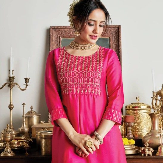 Pink kurta set campaign shot